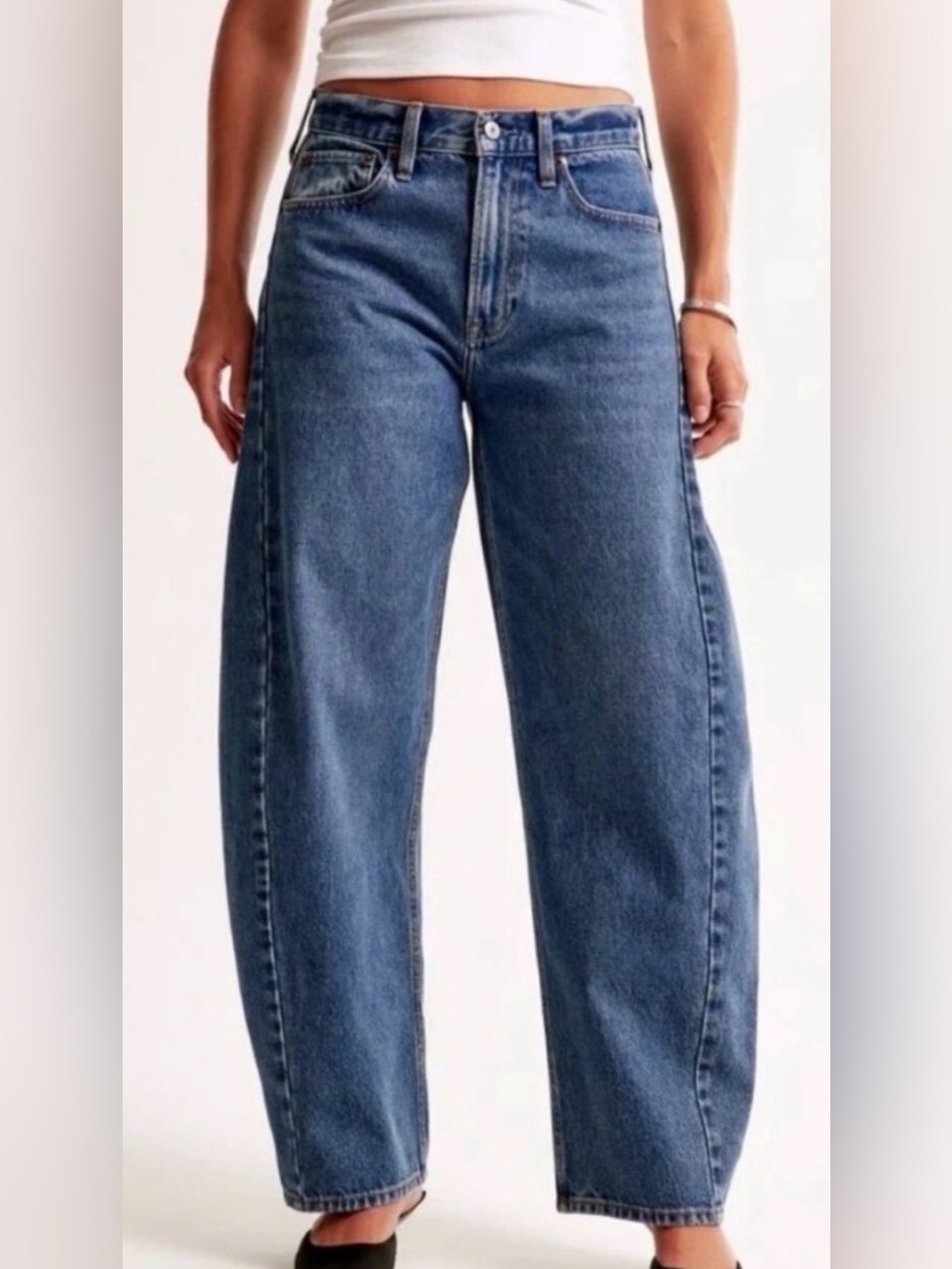 Abercrombie & Fitch The Barrel Jean Mid Rise Sz 8 Short *stain*